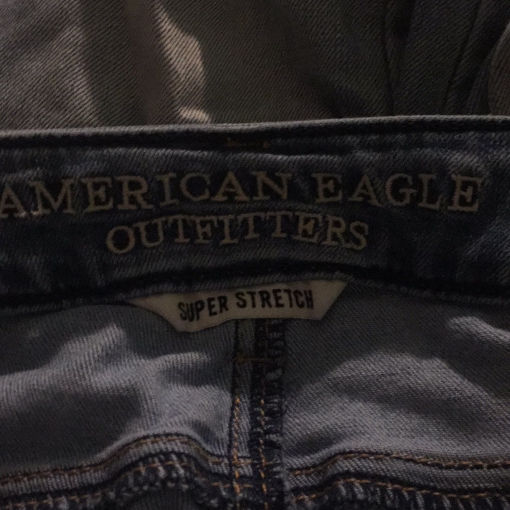 American eagle ripped jeans size 4